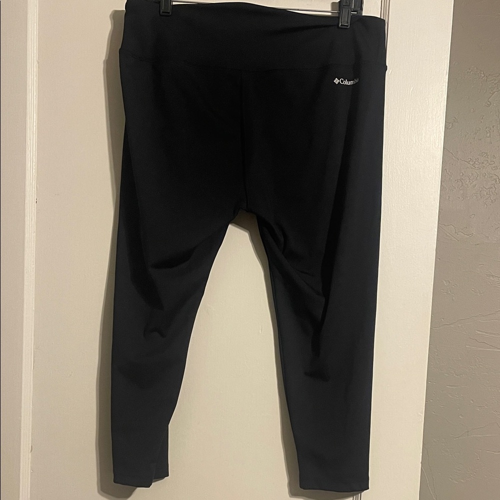 Columbia Black Active Leggings - Picture 2 of 2